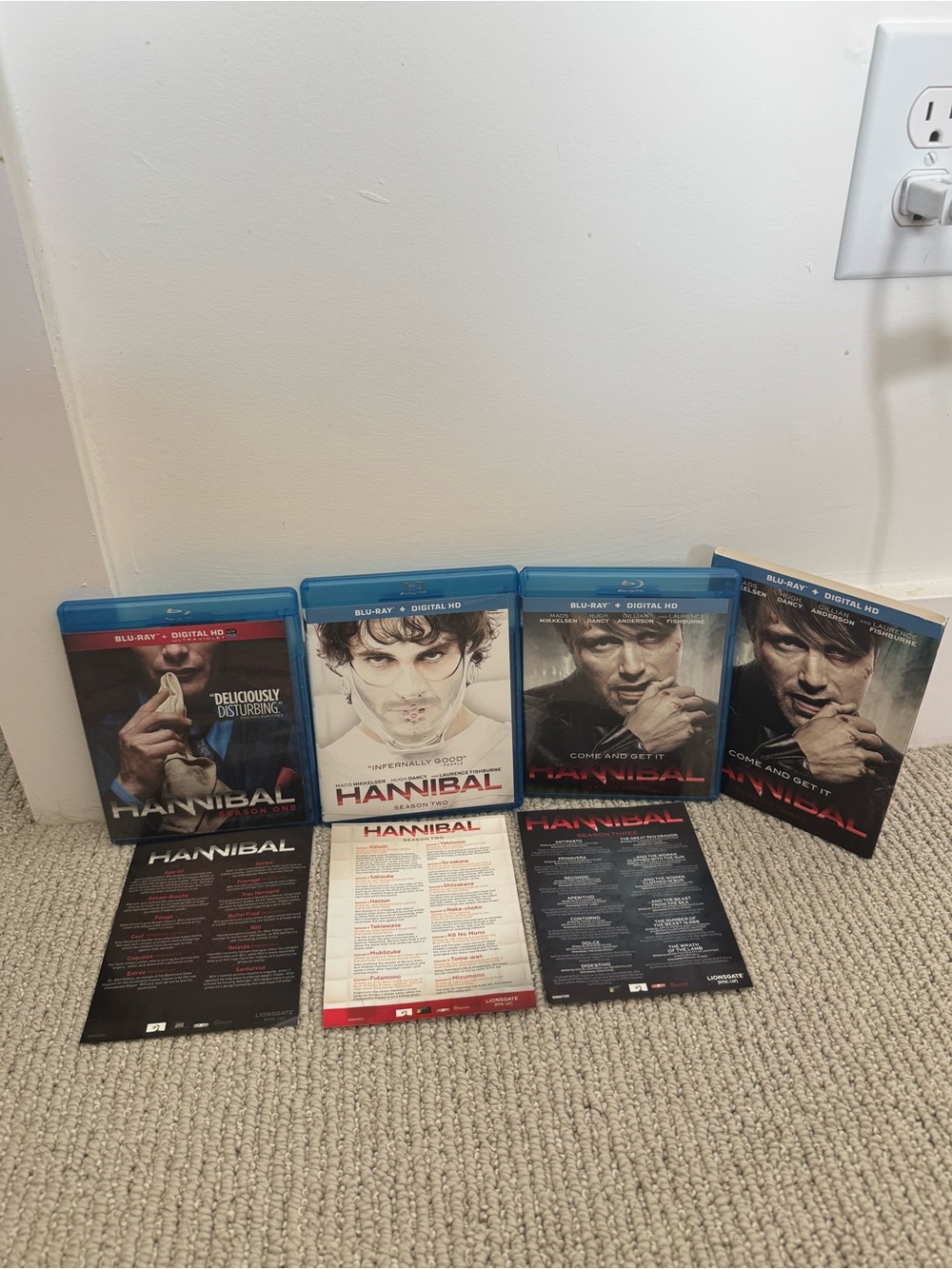 Hannibal TV Series Blu ray seasons 1-3 complete series tested working 9 discs